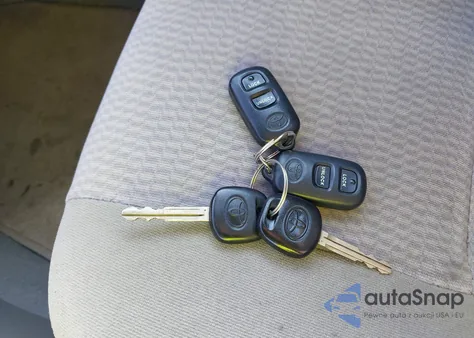 2005 Toyota Corolla Le z USA, uszkodzony, nr VIN 2T1BR30E75C555598